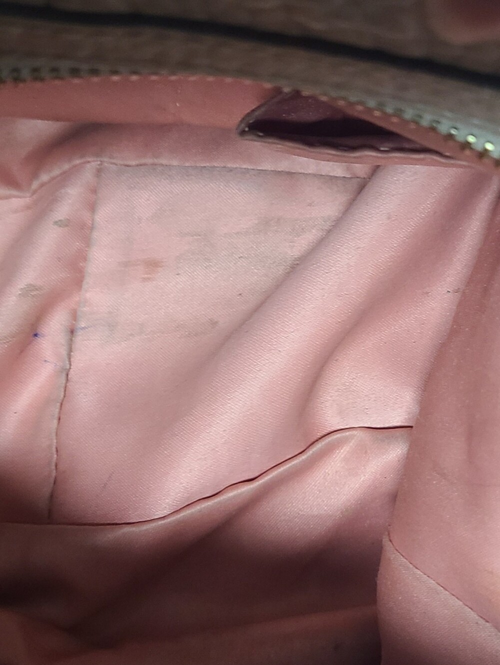 Coach bag in pink pearl color, In Previouly Owned Condition. - Picture 7 of 10